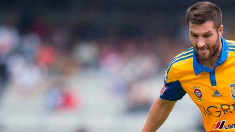 El duelo entre el francés Gignac (izq) y el paraguayo Darío Verón podría ser decisivo en la Final.