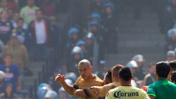 Los americanistas se querían comer vivo a Verón.