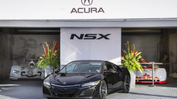 2017 Acura NSX