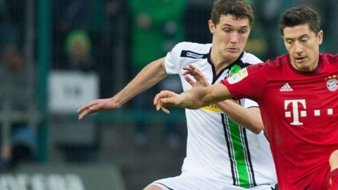 El artillero polaco no desdeña al Real Madrid.