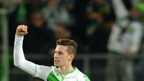 El contraste: la alegría del Wolfsburg y la decepción del United en el rostro de Schweinsteiger.