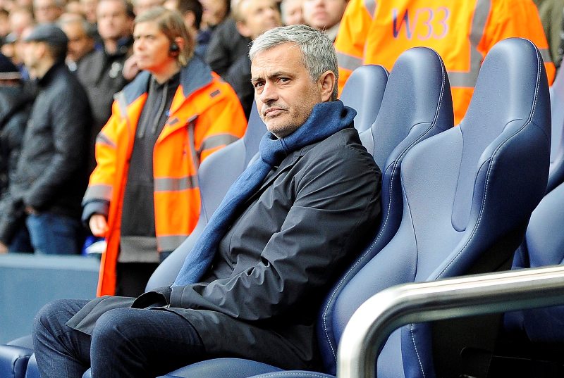 Mourinho no se queda sin trabajo.