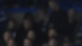 Oscar marcó el tercero para el Chelsea desde el manchón penal.