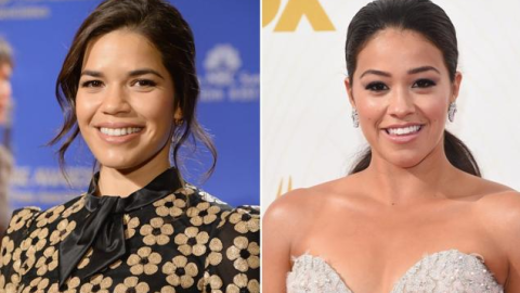 De izq. a der., America Ferrera y Gina Rodríguez fueron confundidas por un despistado empleado de los Golden Globes.