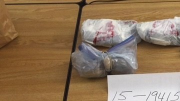 Incautan heroína, meth y opio en un hogar de Glendale.