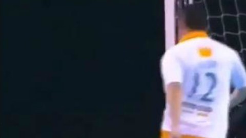 Falcao y su magia en Río de Janeiro.