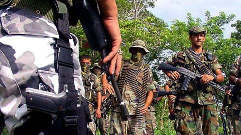 Para las FARC, el problema del paramilitarismo debe ser resuelto en el marco de los acuerdos de paz, dice Márquez.