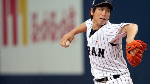 El lanzador japonés Kenta Maeda se unirá al cuerpo de pitcheo de los Dodgers.