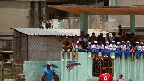 El beisbol en Cuba quiere explotar.