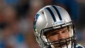 Panthers y Patriots en juego de pretemporada.