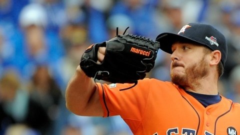 Scott Kazmir ayudó a los Astros a llegar a los playoffs en 2015. Se une a los Dodgers para 2016.