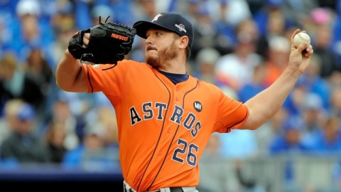 Scott Kazmir ayudó a los Astros a llegar a los playoffs en 2015. Se une a los Dodgers para 2016.