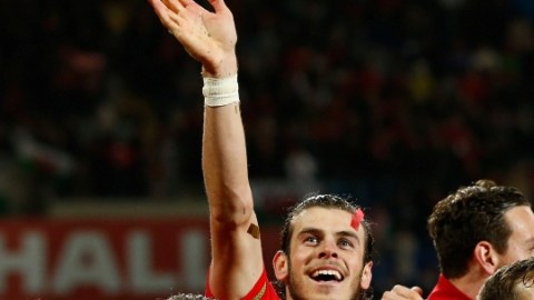 De la mano de Gareth Bale, Gales se ha clasificado por primera vez a la fase final de una Eurocopa.