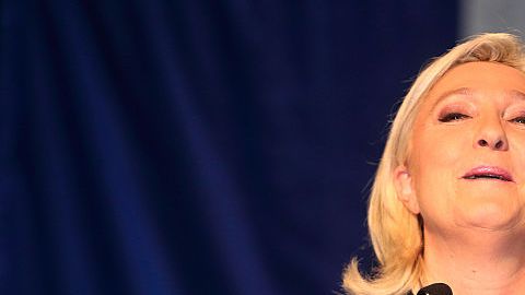 El conservador Frente National liderado por Marine Le Pen ganó em seis de las 13 regiones de Francia.