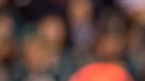 Kirk Cousins lanzó para cuatro pases de anotación.