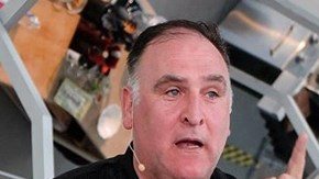 jose andres donald trump demanda
