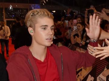 Justin siempre está en el ojo del huracán.