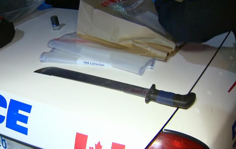 El machete que usó el atacante. Foto Crédito: CBC News