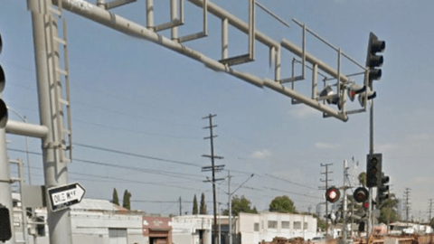 El servicio de Metro sobre la Línea Azul ha sido suspendido entre las estaciones Vernon y Washington.