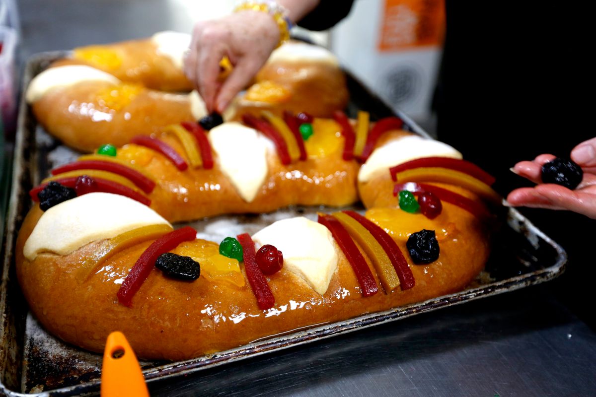 La Rosca de Reyes es una de las tradiciones más arraigadas en la comunidad latina.