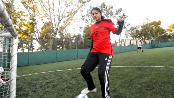 Actualmente Claudia juega en Lady Trigueros de LA Premier Soccer League.