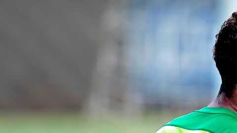 Giovani dos Santos, delantero del Galaxy de Los Ángeles, aún no sabe si iría a Juegos Olímpicos o la Copa América Centenario.