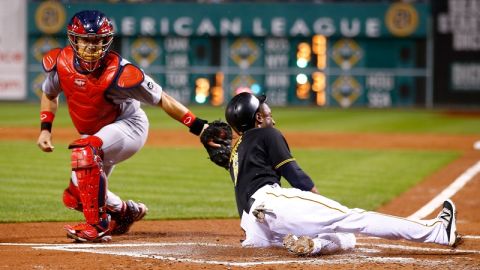 Piratas y Cardenales se encfrentarán en el PNC Park para abrir la temporada.