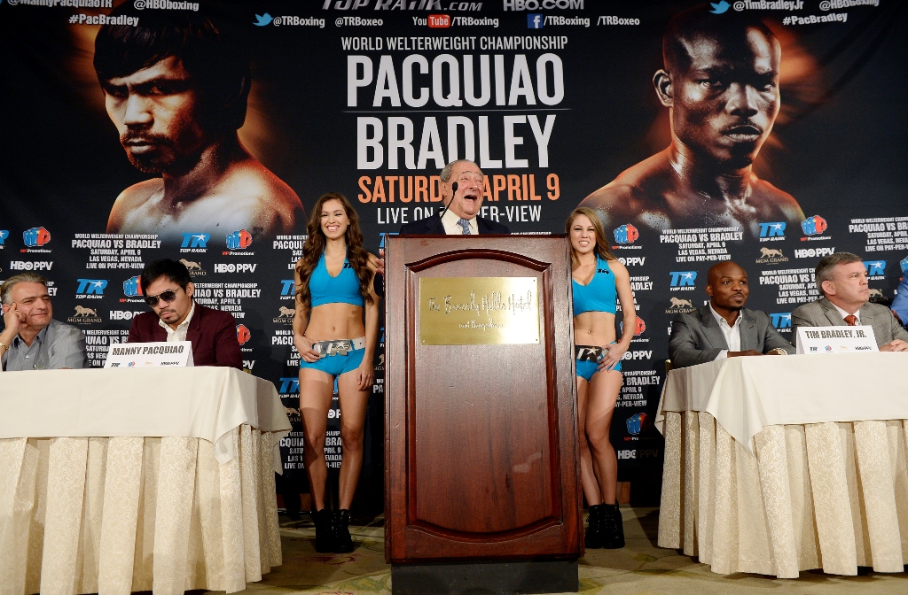 Bob Arum durante la conferencia de prensa en Los Ángeles para promover la pelea Pacquiao vs. Bradley.