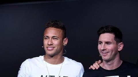 Neymar (izq), Messi y Cristiano Ronaldo, la terna por el Balón de Oro 2015.
