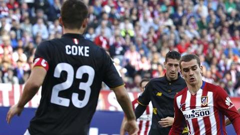 El Sevilla se encerró en el Vicente Calderón y le sacó el empate al Atlético de Madrid.