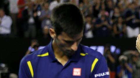 Novak Djokovic se impuso a Roger Federer en las semifinales del Abierto de Australia. Foto: EFE.
