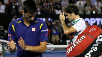 Novak Djokovic se impuso a Roger Federer en las semifinales del Abierto de Australia. Foto: EFE.