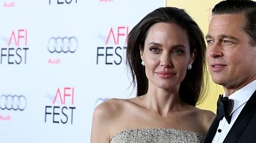 Al parecer, el amor entre Angelina Jolie y Brad Pitt está en su última fase.