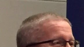 Mark Prosser, director de seguridad pública de Storm Lake, Iowa y el Sheriff Paul Fitzgerald, the Story County, Iowa, hablaron de la necesidad de lograr la confianza de la comunidad inmigrante para que colaboren en seguridad pública.