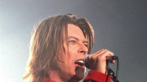 David Bowie durante un concierto en Viena, Austria, en 1999.