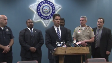 Las autoridades piden ayudar para saber dónde estuvieron los atacantes por 18 minutos luego del ataque en San Bernardino. /KABC 7