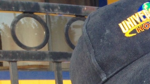 Muchas empresas discriminana a sus trabajadores mayores, a pesar de su experiencia.