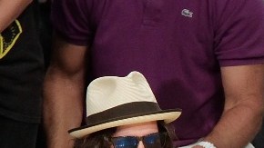 Jack Nicholson es el fanático No. 1 de los Lakers. Los asientos que celebridades como él ocupan alrededor de la cancha en el Staples Center pueden costar una fortuna para el último juego de Kobe Bryant el 13 de abril.