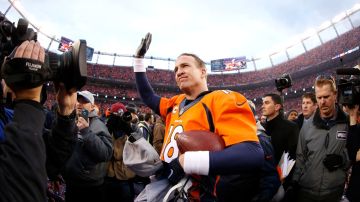 Peyton Manning saborea el triunfo contra los Patriots para avanzar al que será su cuarto Super Bowl, segundo con los Broncos.