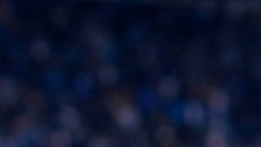 Cam Newton no ha dejado de ganar, sonreír y celebrar en esta temporada. El quarterback de Carolina dice que el público está 'asustado' de que un afroamericano como él sea tan exitoso.