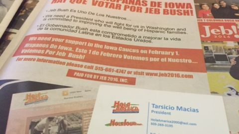 Jeb Bush ha seguido la tradición de su hermano, quien en 2000 movilizó a 500 votantes latinos en Iowa, y es uno de los precandidatos presidenciales que tiene personal y presupuesto de publicidad en medios hispanos del estado.