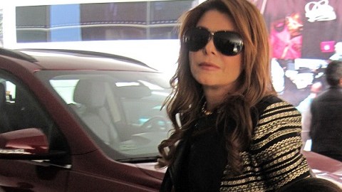De la mano y paso a pasito, Itatí Cantoral llevó por los pasillos a 28 niñas y 2 niños del Parlamento Mexicano Femenil de la asociación civil Grupo Cimientos por los pasillos del Teatro de los Insurgentes para ver "Annie".