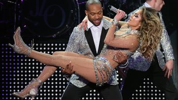 Jennifer Lopez bailando en uno de sus shows en Las Vegas.