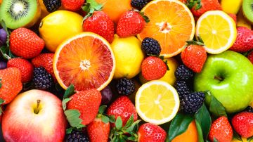 La fructuosa de las frutas naturales no ocasiona daños a la salud./Shutterstock.