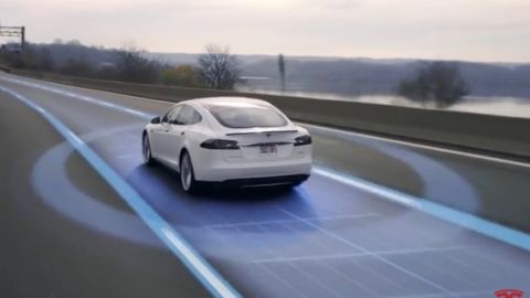 tesla autoconduccion