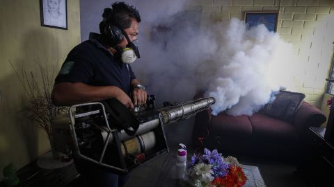 EL SALVADOR INICIA "OFENSIVA" CONTRA ZANCUDO QUE TRANSMITE VIRUS DEL ZIKA