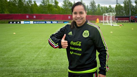 Pese a ser la máxima artillera en la liga femenil de España, Corral no fue contemplada para disputar el torneo Preolímpico.