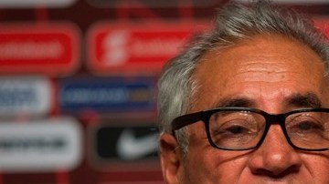 El director técnico de la selección mexicana femenil de futbol, Leonardo Cuéllar.