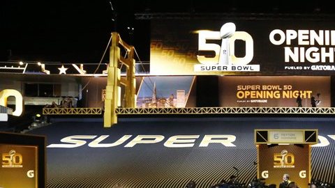 La NFL quiere que la edición 50 del Super Bowl sea inolvidable.
