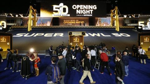 La NFL quiere que la edición 50 del Super Bowl sea inolvidable.